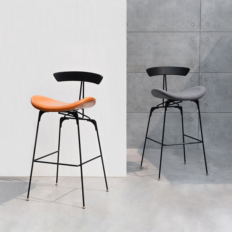 Tabouret de bar en fer noir, tabouret de comptoir à dossier bas de style industriel avec siège en selle