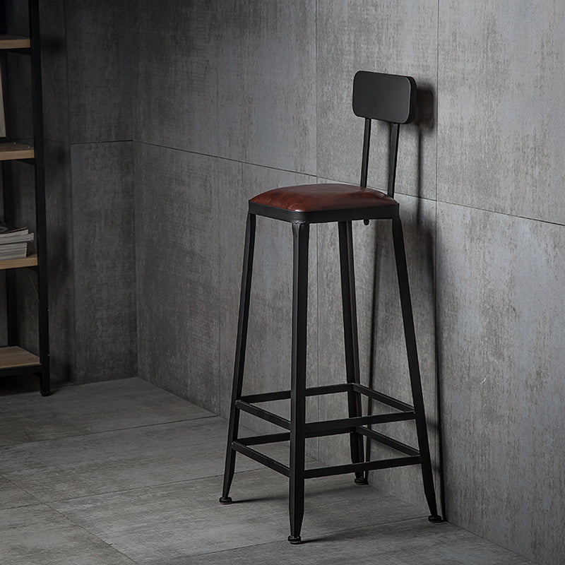 Asiento de cuero cuadrado de estilo industrial con patas de metal Taburete para barra de cocina