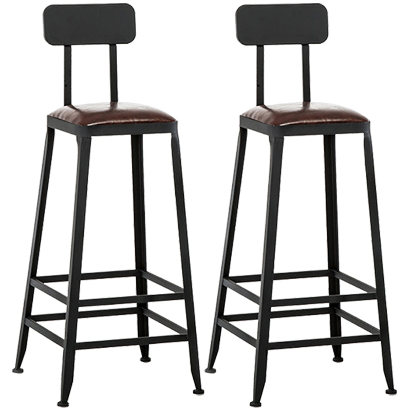 Asiento de cuero cuadrado de estilo industrial con patas de metal Taburete para barra de cocina