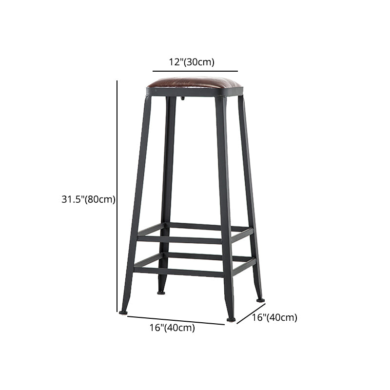 Asiento de cuero cuadrado de estilo industrial con patas de metal Taburete para barra de cocina