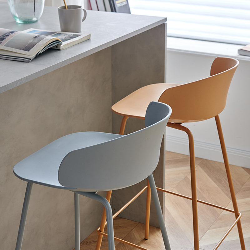 Scandinavian Plastic Metal Counter Stools Low Back Indoor Bar Stools with 4 Legs