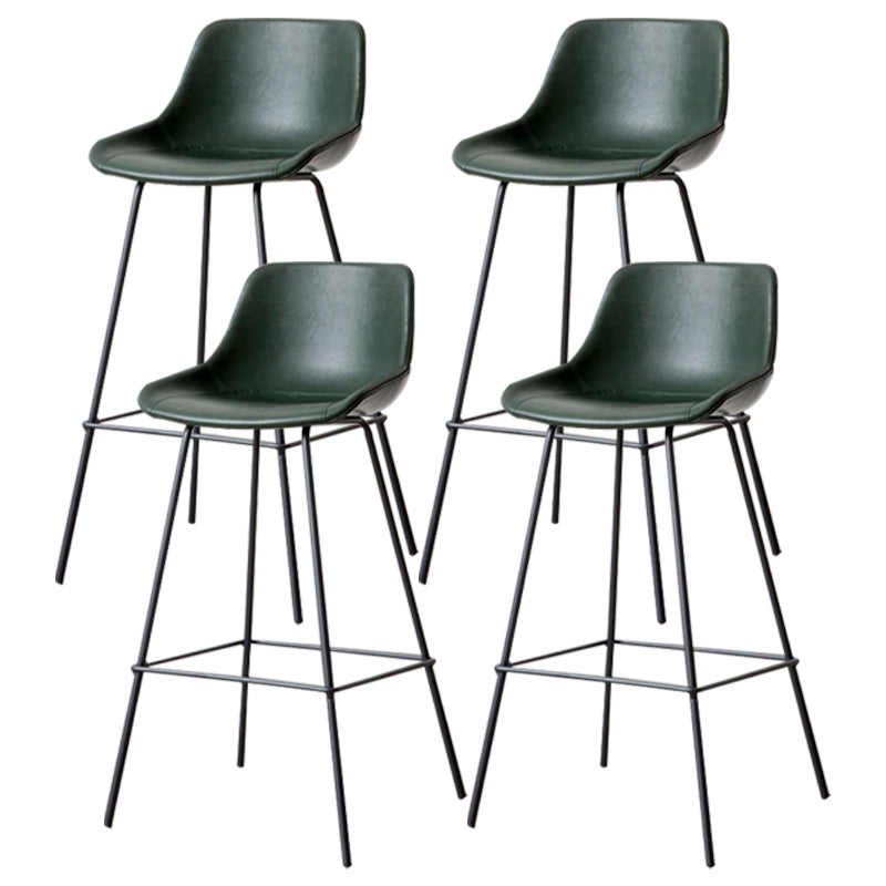 Tabouret de bar en cuir et métal noir, tabouret de comptoir scandinave à dossier bas Bristol avec siège baquet