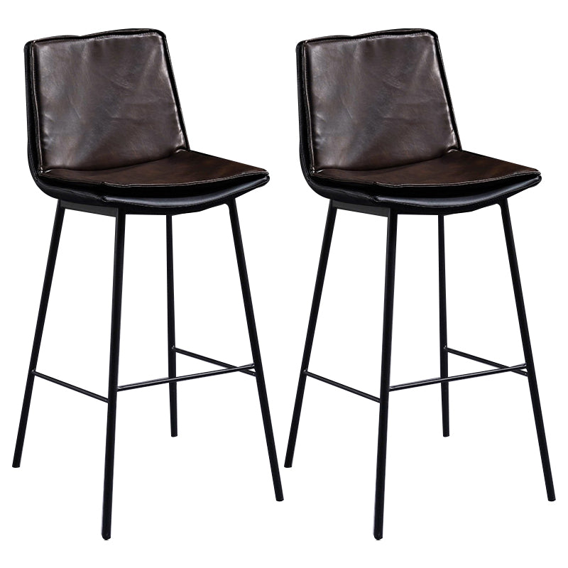 Skandinavische Barhocker aus Leder mit niedriger Rückenlehne und quadratischem Sitz (2er-Set)