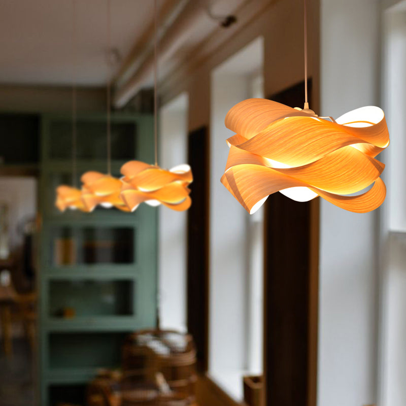 Wood Unique Shape Hanging Lights Modern Style 1 Head Hanging Mount Fixture for Restaurant