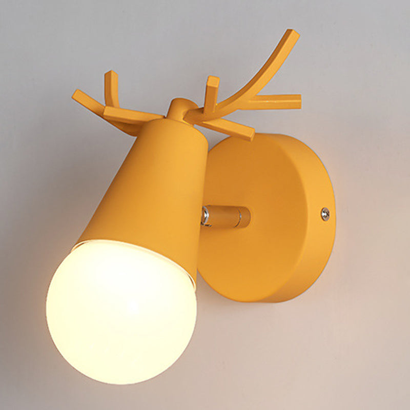 Modern Style Geometric Wall Mounted Lamp Metal 1 Light Sconce Light Fixtures