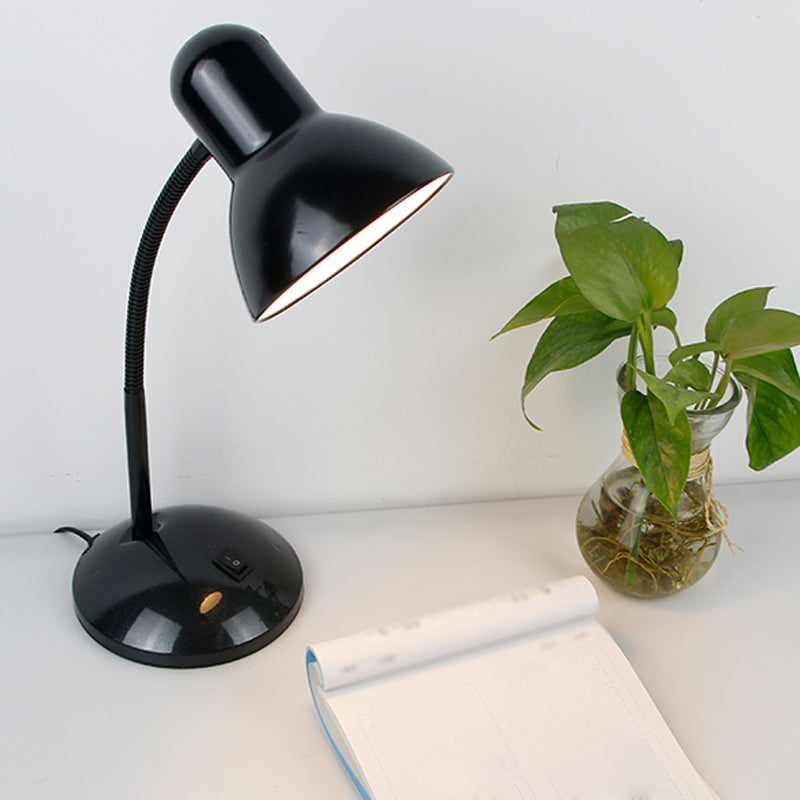 Lampada da scrivania moderna in stile nordico lampade da tavolo macaron per salotto camera da letto per bambini