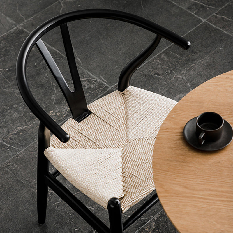 Silla de comedor de madera de estilo escandinavo Silla Wishbone con brazo
