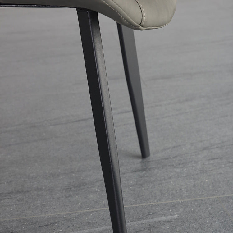Sillas de comedor de cuero estilo moderno con respaldo macizo y 4 patas negras (juego de 2)
