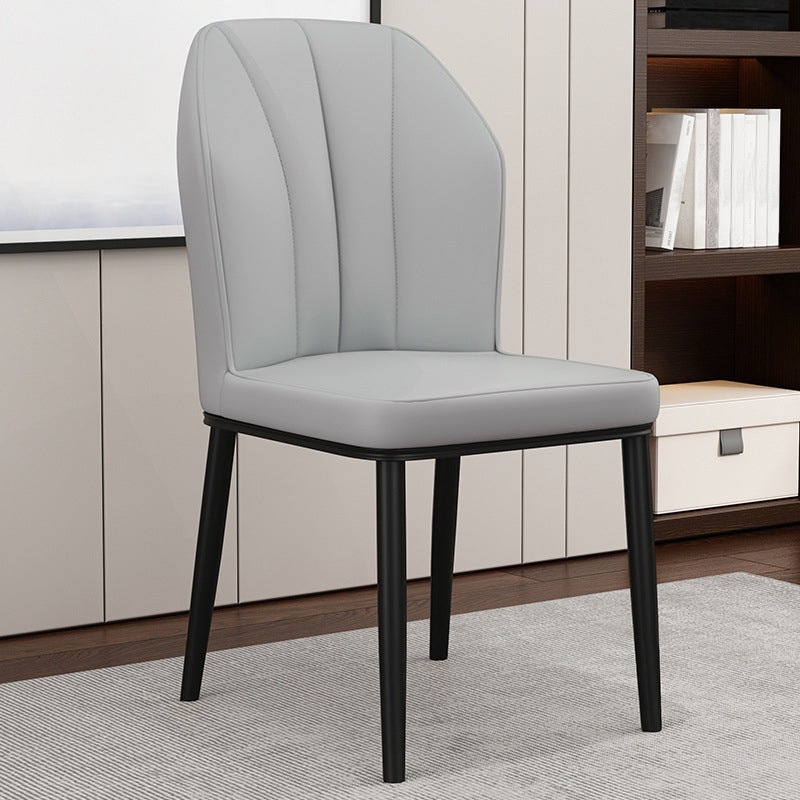 Skandinavische Flügelbackstühle Leder Essneitenstühle für Küche