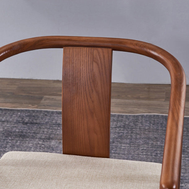 Silla de comedor tradicional para uso doméstico Silla de comedor con respaldo abierto de madera con brazo
