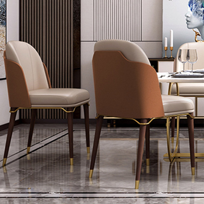 Restaurante moderno Parsons Silla lateral Silla de comedor de cuero con patas de nogal