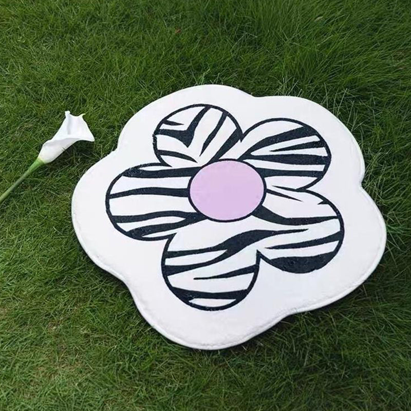 Pink Modern Rug Polyester Flower Rug Stain Resistant Rug for Drawing Room