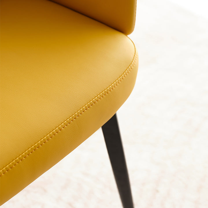Sillón de cuero contemporáneo con acabado mate, respaldo sólido, silla de comedor