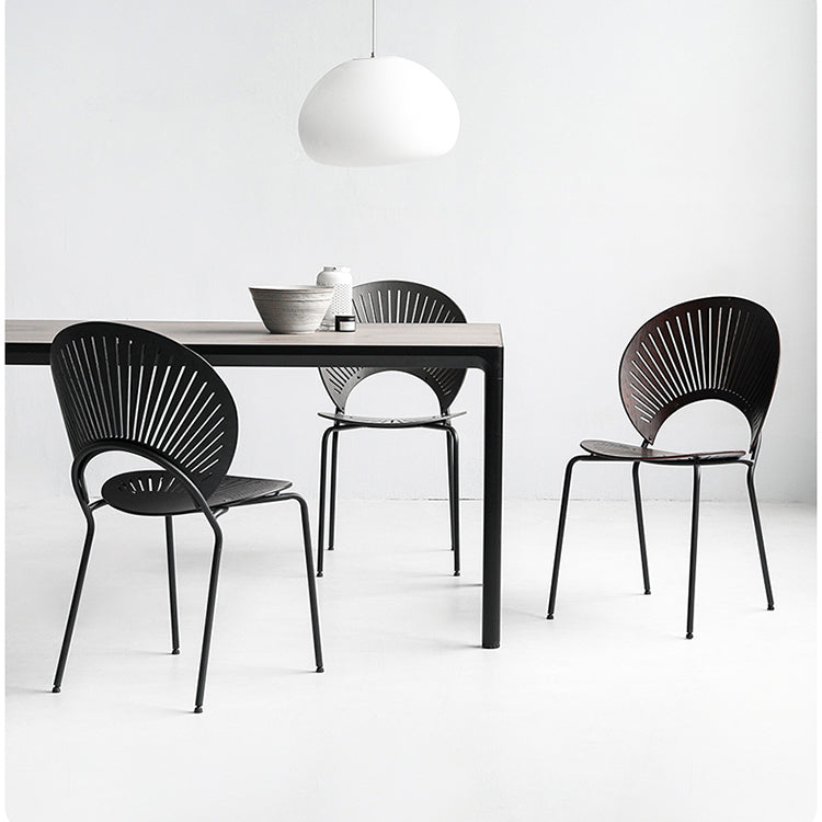 Chaise moderne en métal d'intérieur et d'extérieur, empilable, sans accoudoirs, à dossier ouvert, pour salle à manger