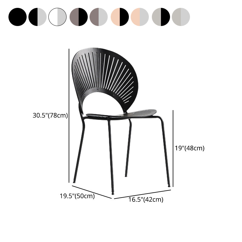 Chaise moderne en métal d'intérieur et d'extérieur, empilable, sans accoudoirs, à dossier ouvert, pour salle à manger