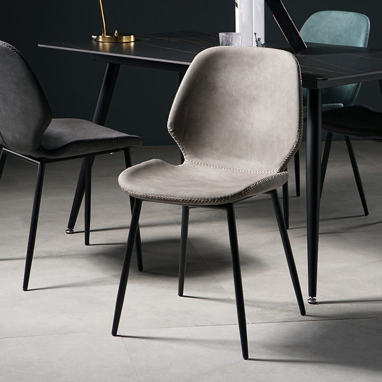 Silla lateral interior contemporánea tapizada Wingback Silla de comedor de metal