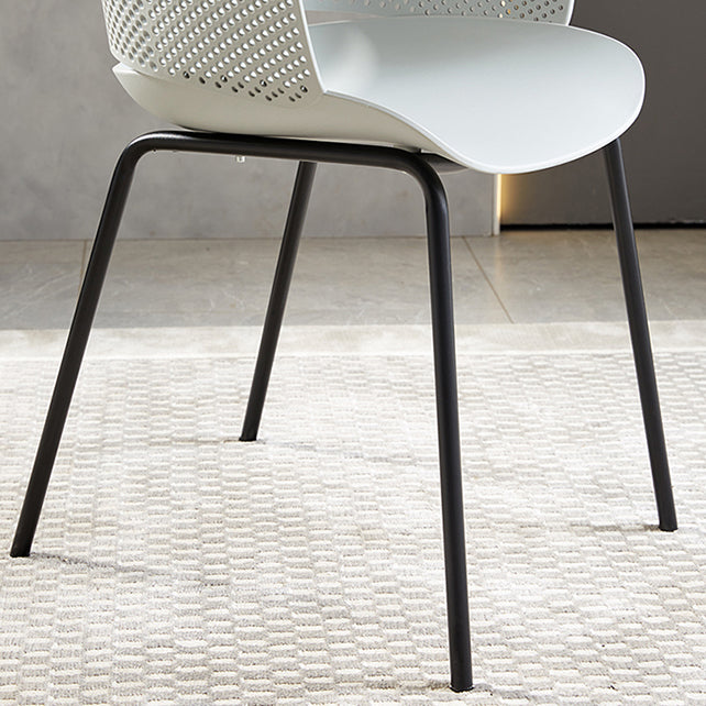 Comedor de metal Silla moderna Silla de comedor con respaldo abierto y brazo
