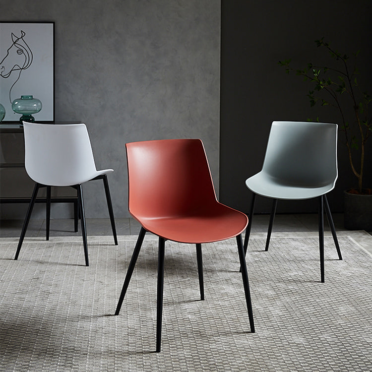 Silla de comedor de metal contemporáneo Silla de comedor con respaldo sólido para uso doméstico