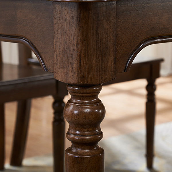 Mesa de comedor medieval moderna rectangular de madera de caucho en color marrón con 4 patas