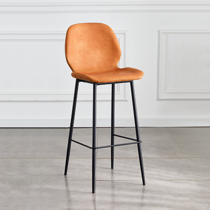 Taburete de bar de cuero moderno para interiores, taburete bajo con respaldo sin brazos y patas de acero