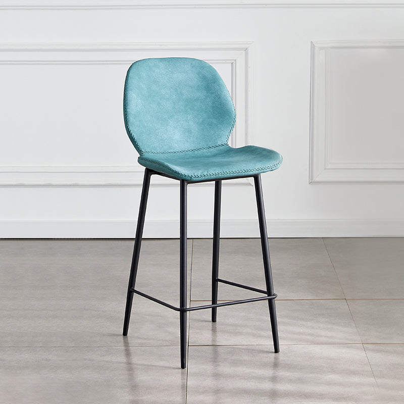 Taburete de bar de cuero moderno para interiores, taburete bajo con respaldo sin brazos y patas de acero