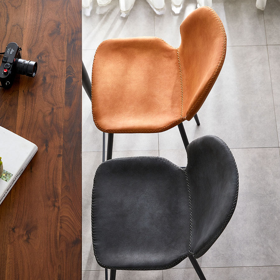 Taburete de bar de cuero moderno para interiores, taburete bajo con respaldo sin brazos y patas de acero