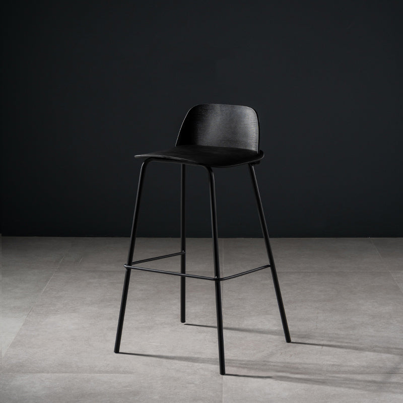 Taburete de bar contemporáneo, silla de mostrador con respaldo bajo de plástico sin brazos con base de hierro