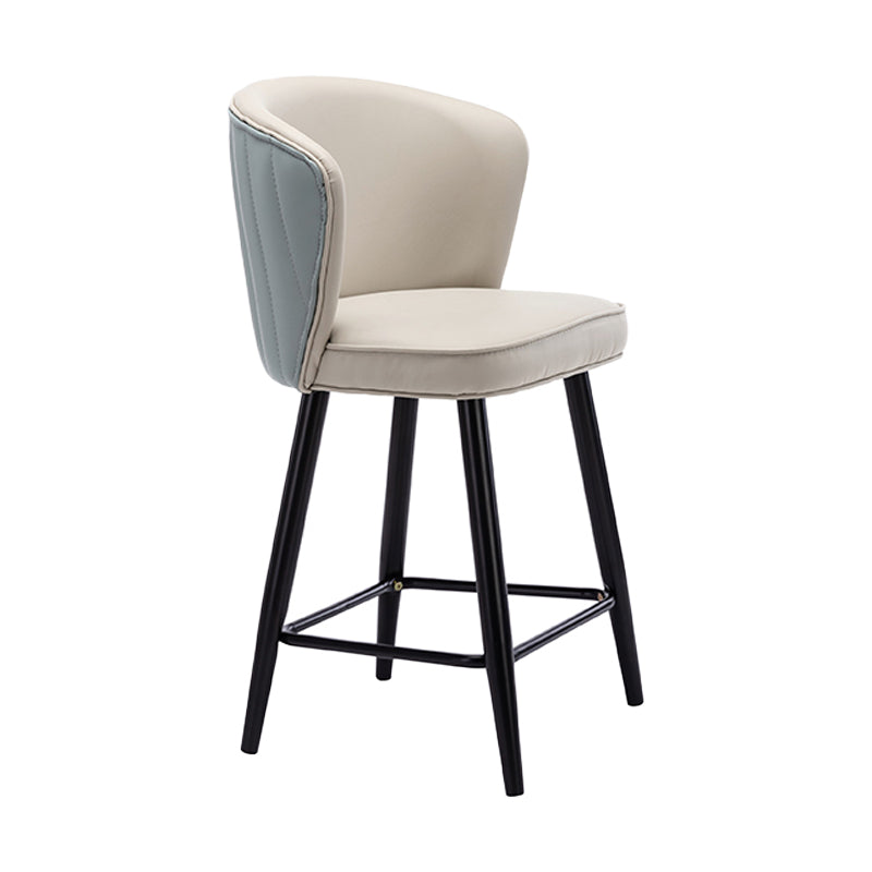 Eigentijdse, met metaal beklede barkruk, barkruk voor binnen, met ijzeren poten en lage rugleuning