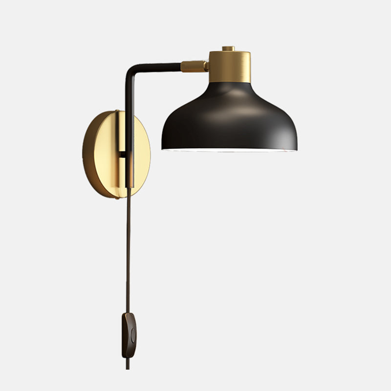 Postmoderne 1 Kopfmetallwandleuchter schwarz-goldener Wandmontageleuchte für Wohnzimmer