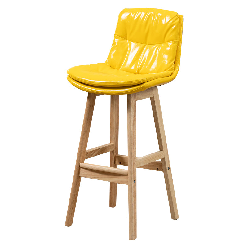 Barhocker aus Leder mit niedriger Rückenlehne, moderner Tresenhocker für den Innenbereich mit Holzbeinen