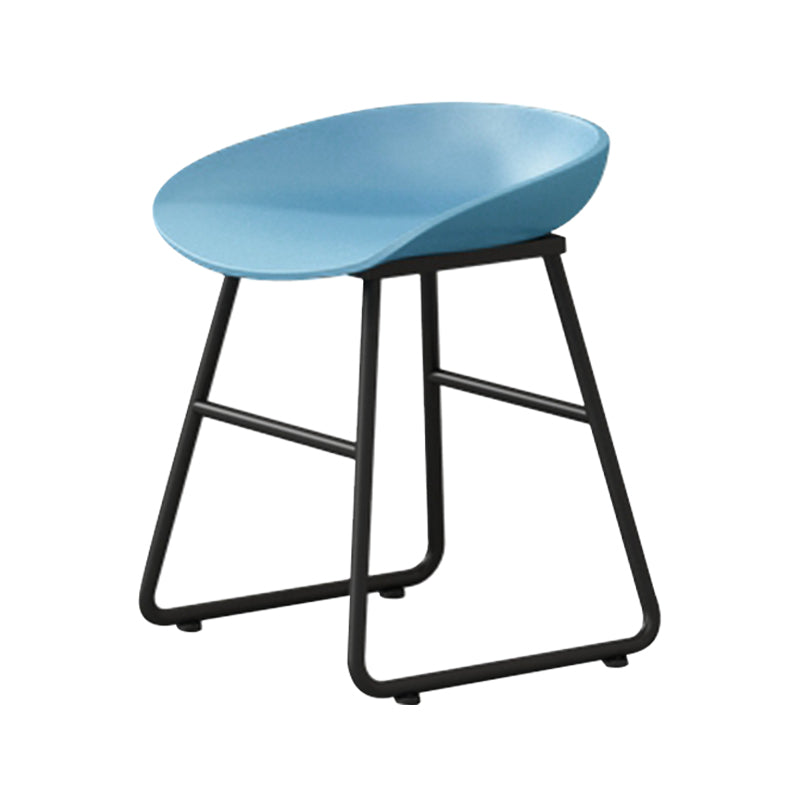 Contemporary Bucket Counter Bar Stool Armless Plastic Bar Stool with Footrest, Iron Base