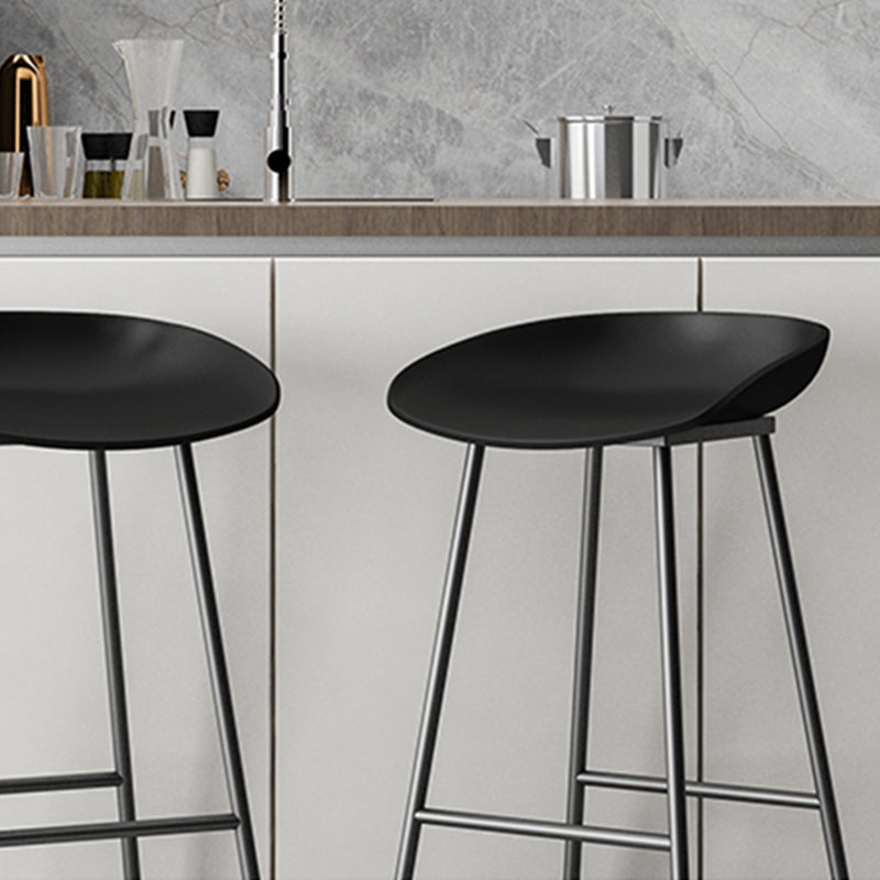 Contemporary Bucket Counter Bar Stool Armless Plastic Bar Stool with Footrest, Iron Base