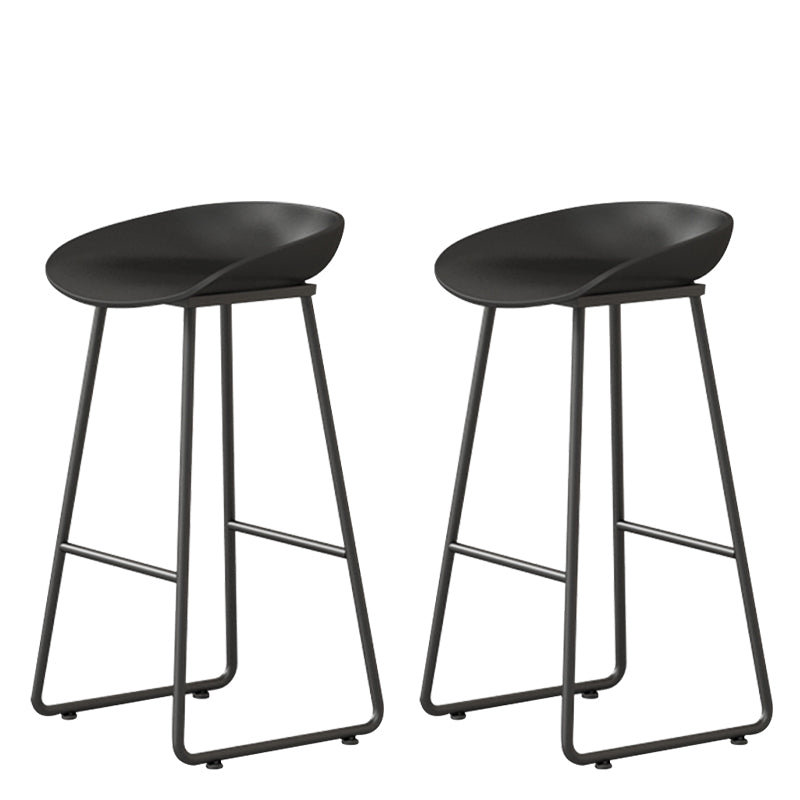 Contemporary Bucket Counter Bar Stool Armless Plastic Bar Stool with Footrest, Iron Base