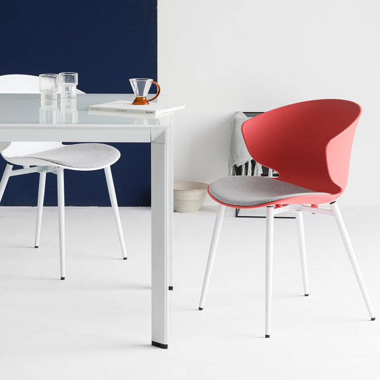 Silla de comedor estilo moderno Sillas laterales sin brazos con patas de metal