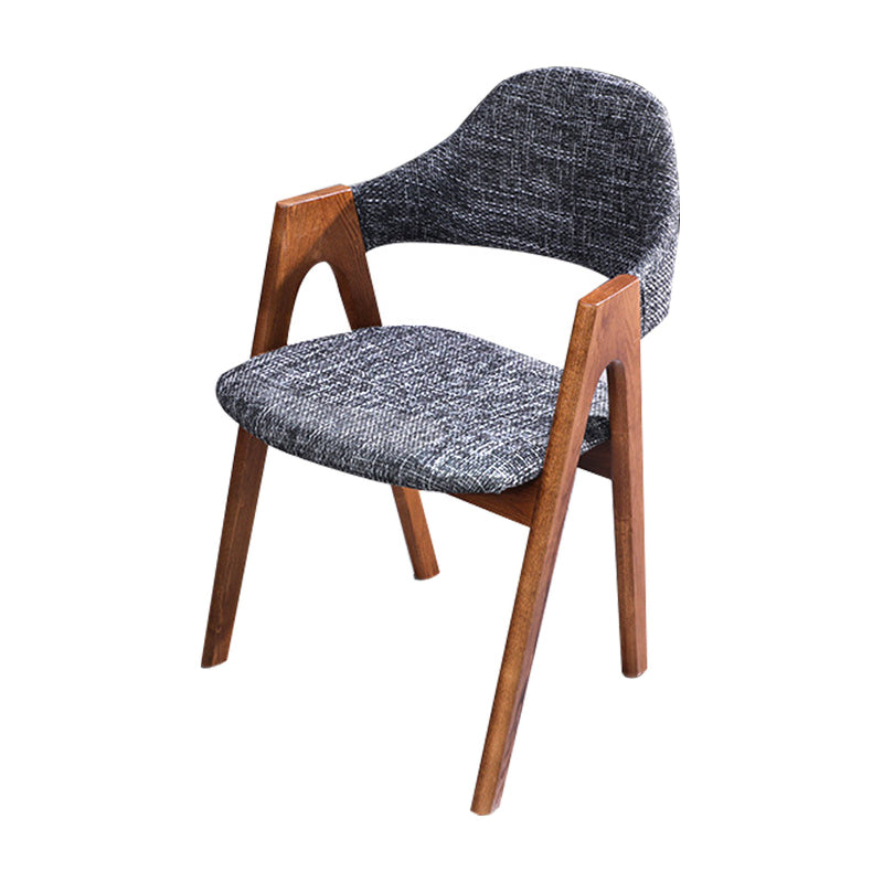 Salle d'étude scandinave, fauteuil à dossier ouvert, chaise de salle à manger rembourrée au fini mat
