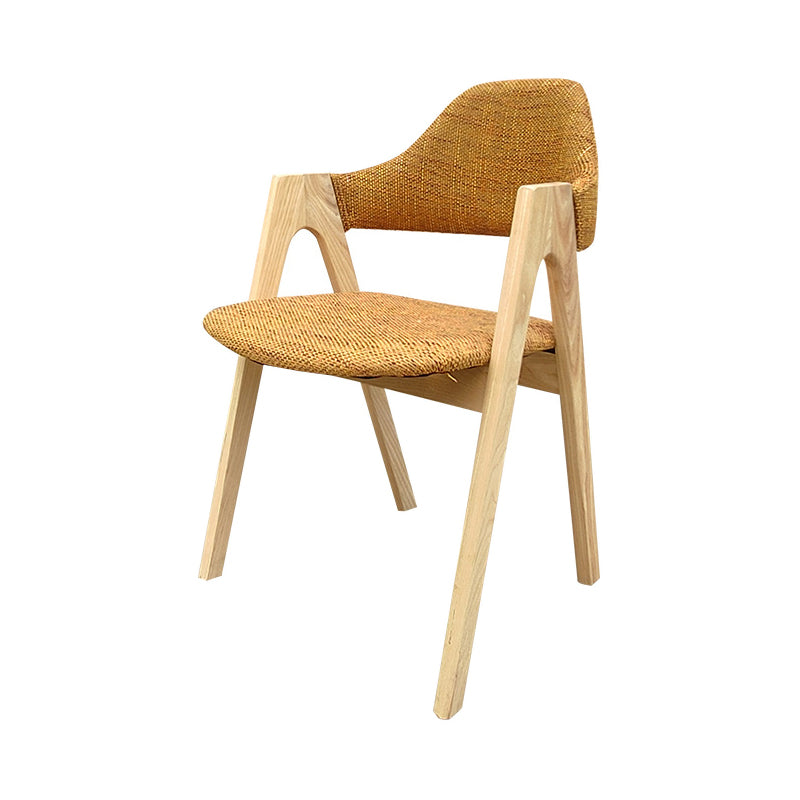 Salle d'étude scandinave, fauteuil à dossier ouvert, chaise de salle à manger rembourrée au fini mat