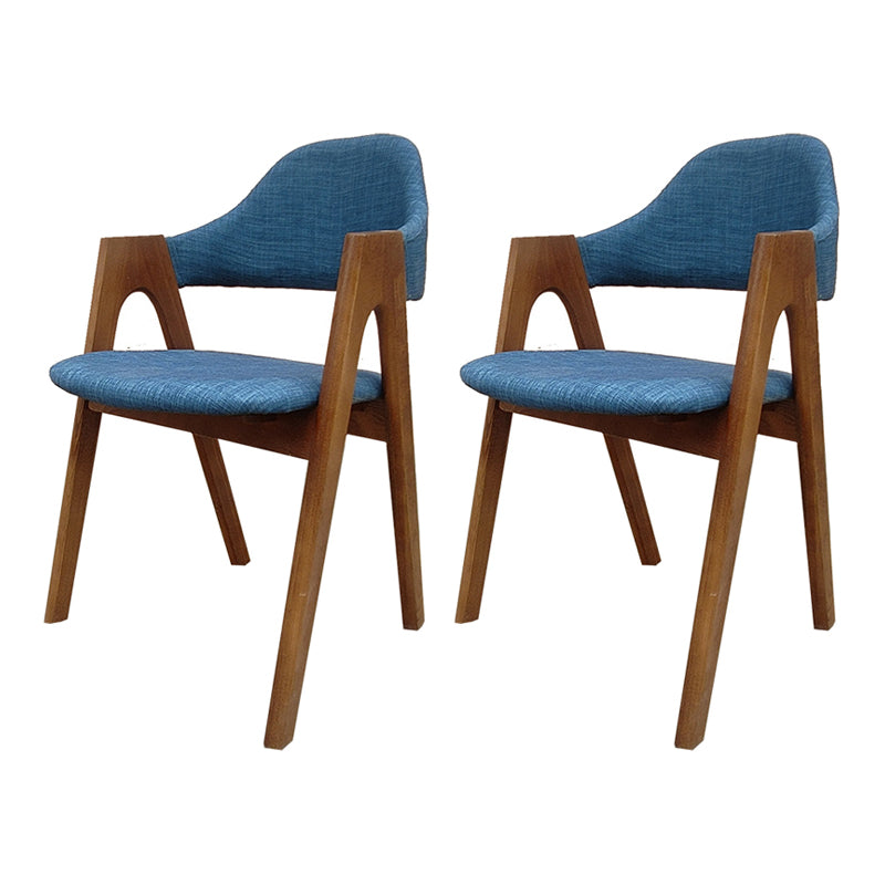 Salle d'étude scandinave, fauteuil à dossier ouvert, chaise de salle à manger rembourrée au fini mat