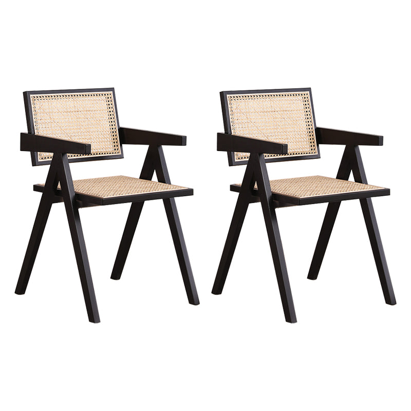 Chaise de salle à manger en bois moderne, bras de chaise en rotin pour utilisation au Restaurant