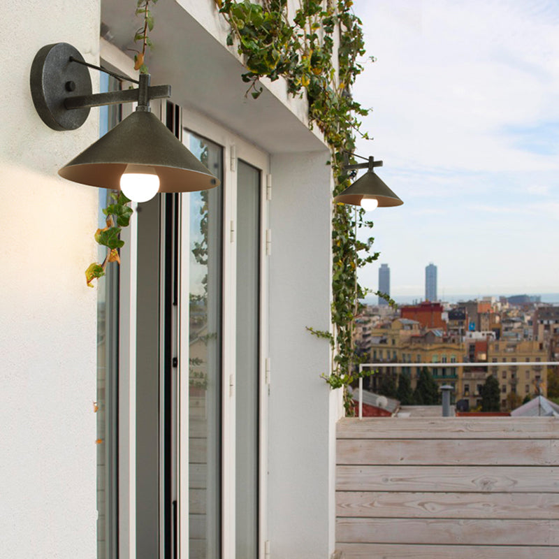 Illuminazione da parete in metallo Apparecchiatura ombreggiata per la parete industriale illuminazione per esterni