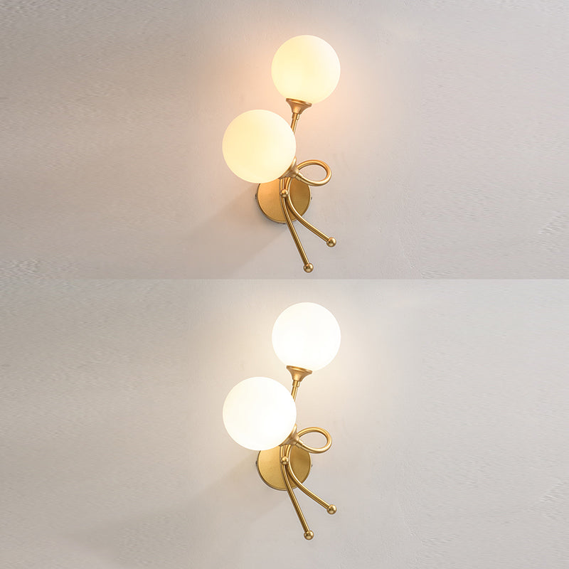 Zeitgenössische Glaswandleuchten mit zwei Kopfmetallwandleuchte für Wohnzimmer