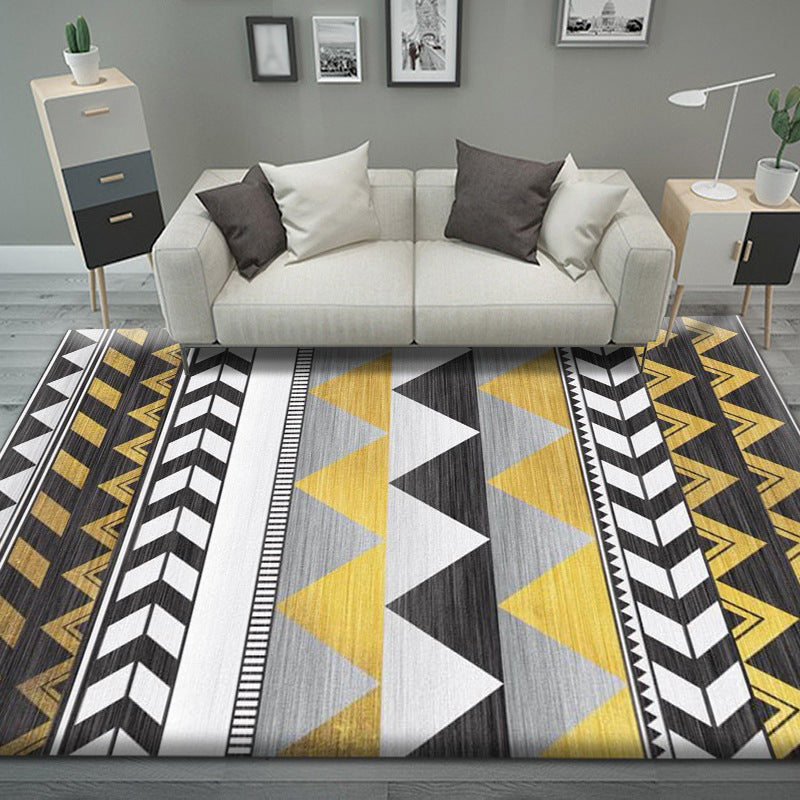 Black Pattern Rug Polyeter Simple Rug Stain Resistant Rug for Living Room