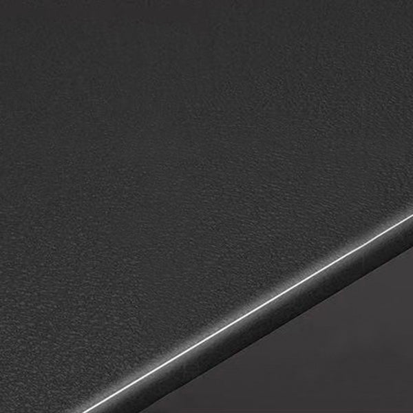 Industrieel gesinterde stenen eettafel rechthoek zwarte boventafel met metalen voetstuk