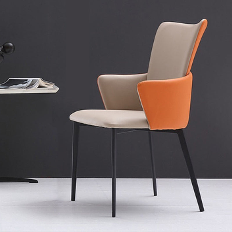 Chaise de salle à manger en métal moderne, chaises de salle à manger en simili cuir pour utilisation au restaurant