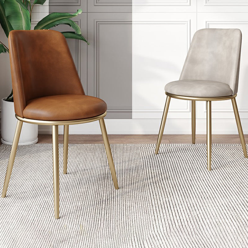 Chaises de salle à manger en cuir de style scandinave