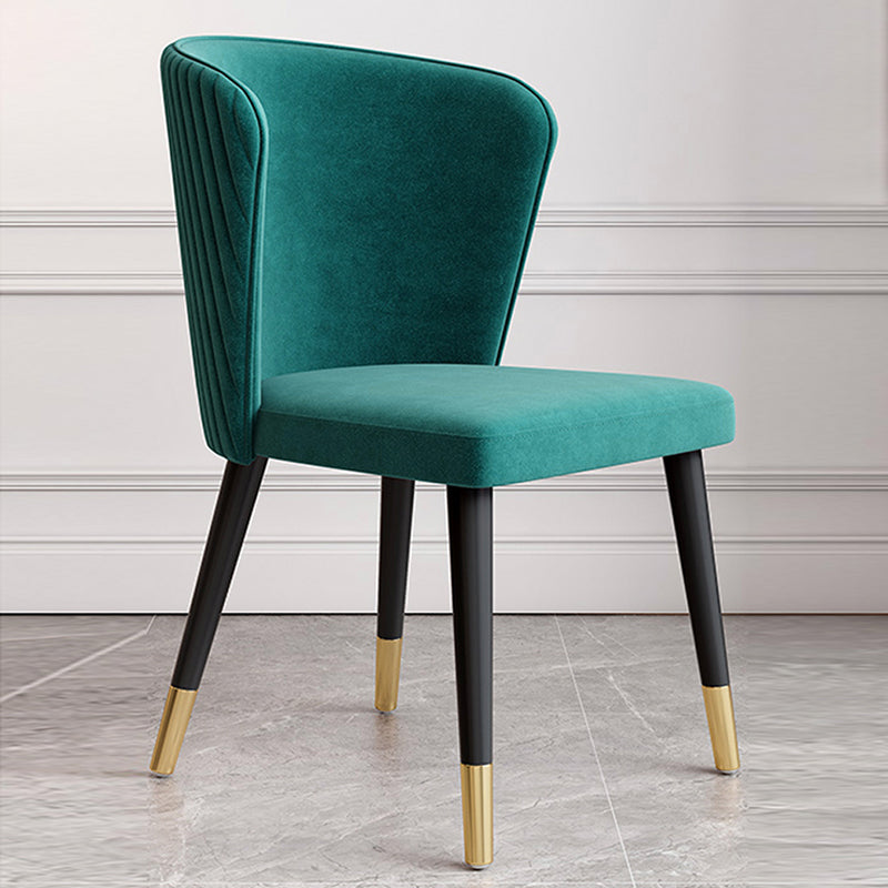 Sillas sin brazos de comedor de madera Glam, sillas de comedor de terciopelo para uso en restaurantes