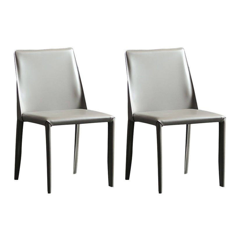 Silla sin brazos de comedor de metal moderno, silla lateral de comedor de cuero para uso en restaurantes