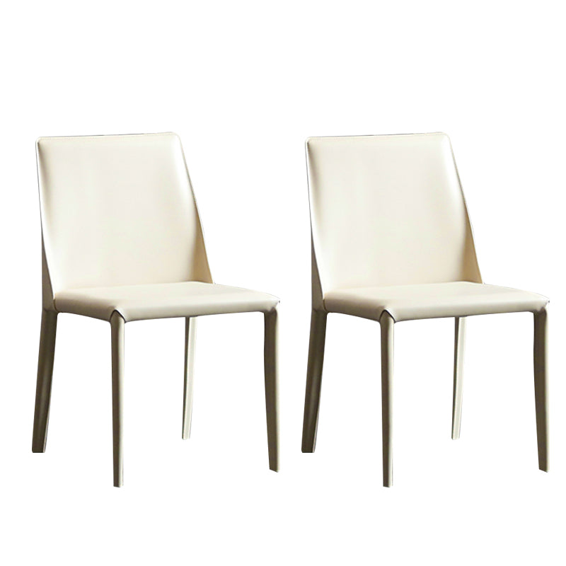 Silla sin brazos de comedor de metal moderno, silla lateral de comedor de cuero para uso en restaurantes