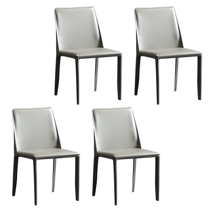 Silla sin brazos de comedor de metal moderno, silla lateral de comedor de cuero para uso en restaurantes