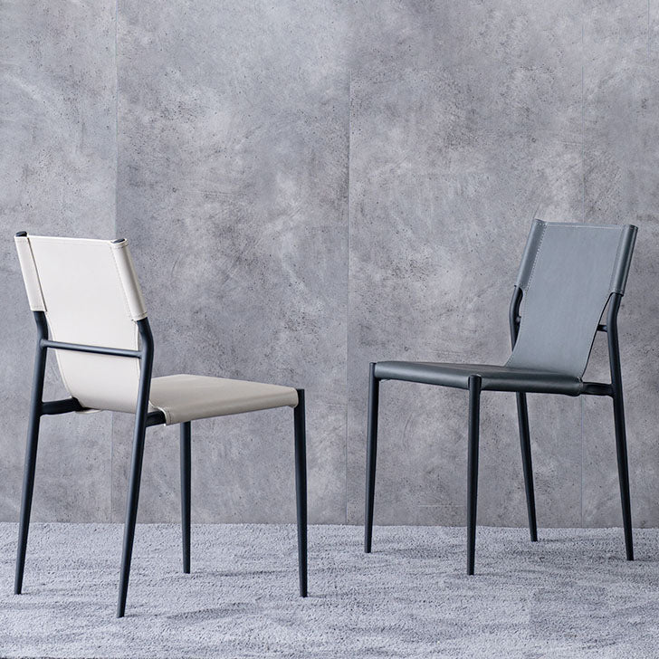 Accueil Chaises de salle à manger sans accoudoirs Chaises d'appoint en cuir avec pieds en métal (Ensemble de 2)