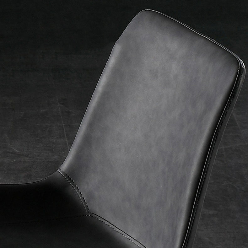 Silla auxiliar Brasserie de cuero moderna, silla de comedor con respaldo macizo y patas negras